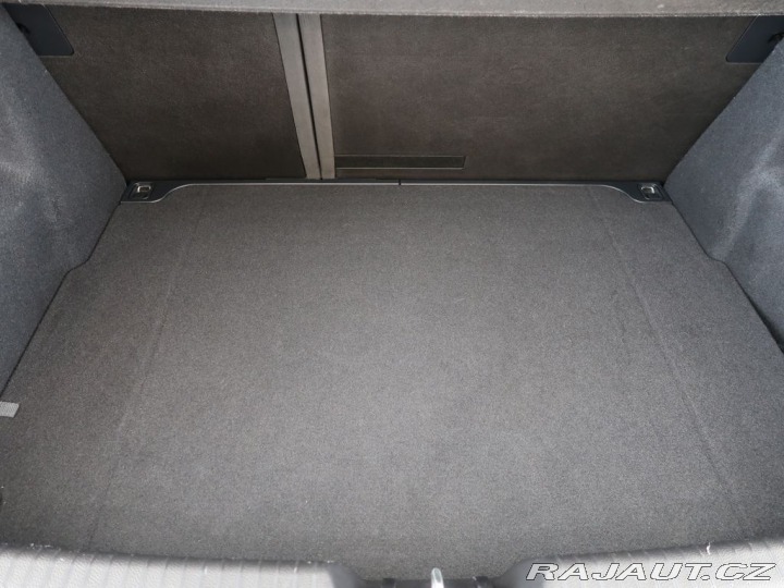 Hyundai i30 ,73kW,Manuál,CZ 2012