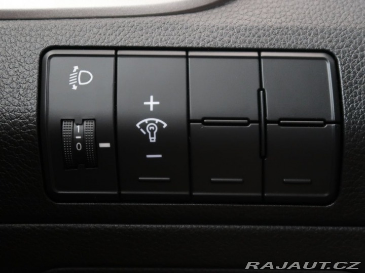 Hyundai i30 ,73kW,Manuál,CZ 2012