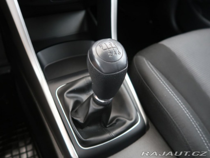 Hyundai i30 ,73kW,Manuál,CZ 2012