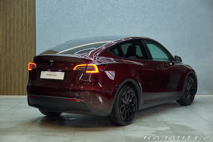 Tesla Model Y dual motor long range 2023