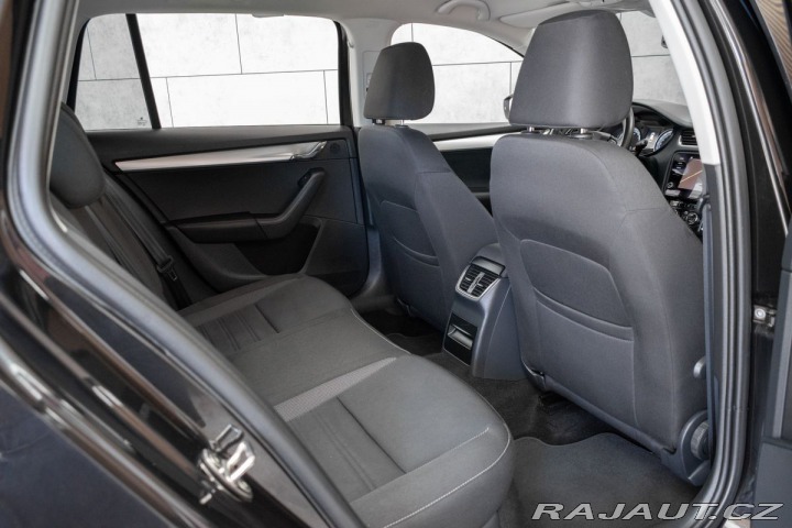 Škoda Octavia 1.6 TDI 85kW DSG*ACC*CAR- 2019
