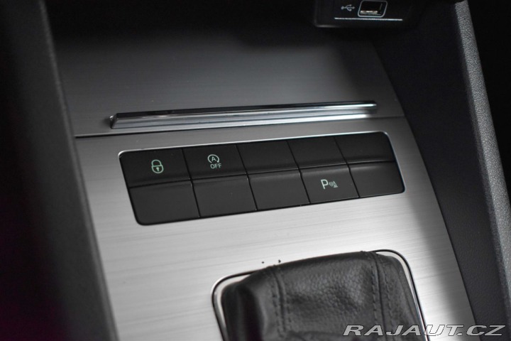 Škoda Octavia 1.6 TDI 85kW DSG*ACC*CAR- 2019