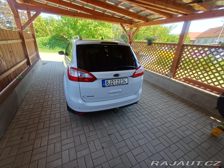 Ford Grand C-MAX 2012