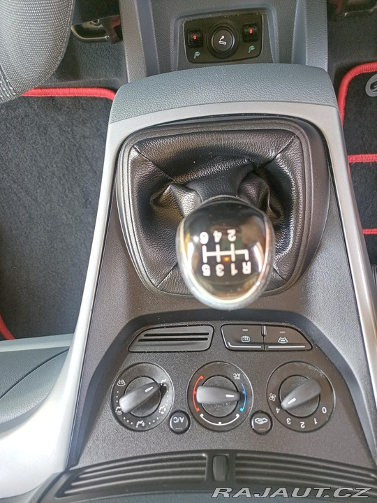 Ford Grand C-MAX 2012