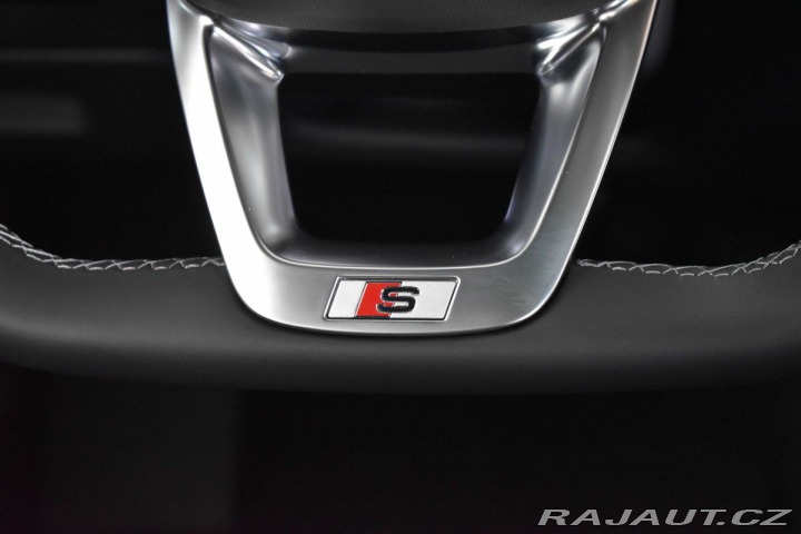 Audi Q7 55 TFSI e *S-LINE*4x4*AIR 2025