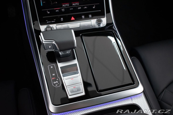 Audi Q7 55 TFSI e *S-LINE*4x4*AIR 2025