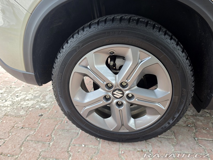 Suzuki Vitara COMFORT 1.6 VVTi 4x4 2015