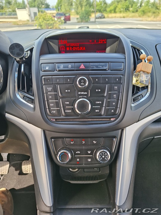 Opel Zafira Tourer 2014