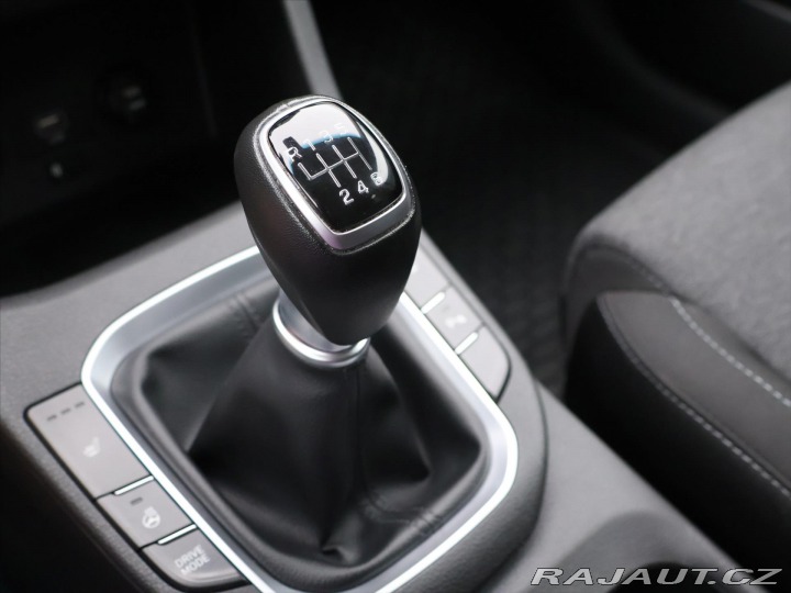 Hyundai i30 1,5 T-GDI Mild Hyb Smart 2024