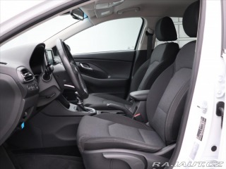Hyundai i30 1,5 T-GDI Mild Hyb Smart 2024