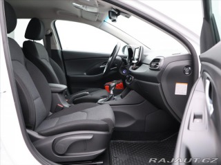 Hyundai i30 1,5 T-GDI Mild Hyb Smart 2024
