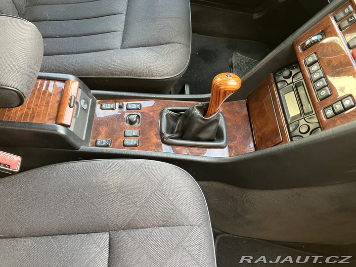 Mercedes-Benz 124 E 200 1995