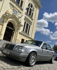Mercedes-Benz 124 E 200 1995