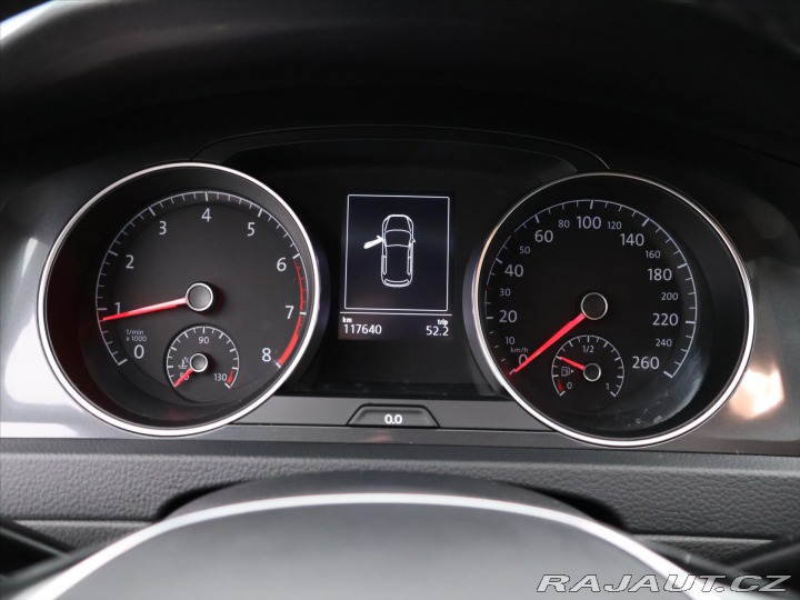 Volkswagen Golf 1,4 TSI 92kW CZ LED 2017