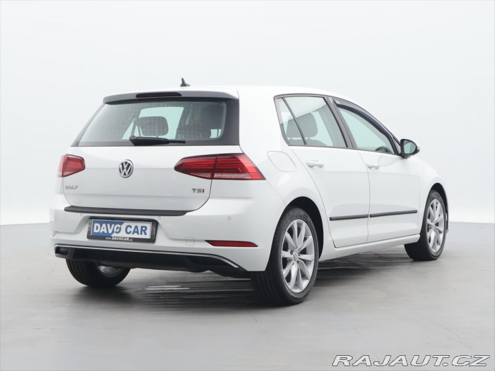 Volkswagen Golf 1,4 TSI 92kW CZ LED 2017