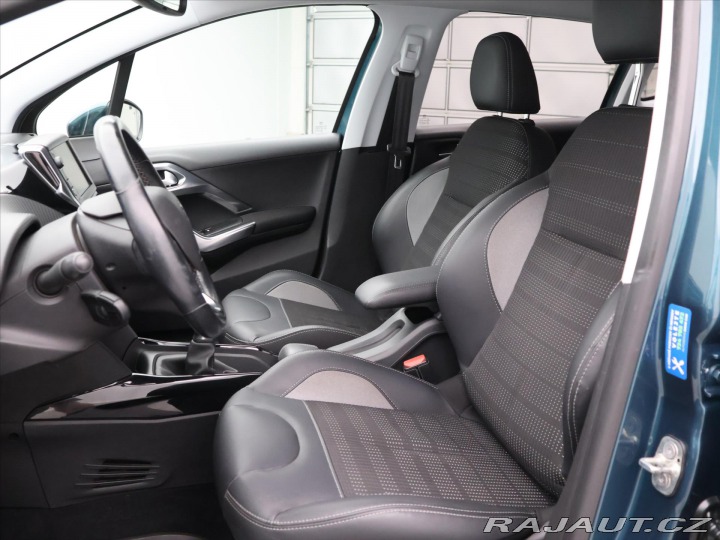 Peugeot 2008 1,2 PT 82k CZ 1 Maj. Allu 2018