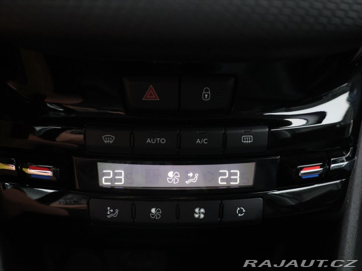 Peugeot 2008 1,2 PT 82k CZ 1 Maj. Allu 2018