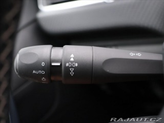 Peugeot 2008 1,2 PT 82k CZ 1 Maj. Allu 2018