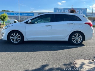 Hyundai i30 1,6   CW CRDi 94kW 1800