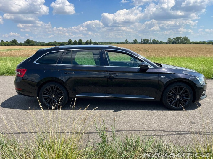 Škoda Superb 2,0 Combi Laurin & 2023