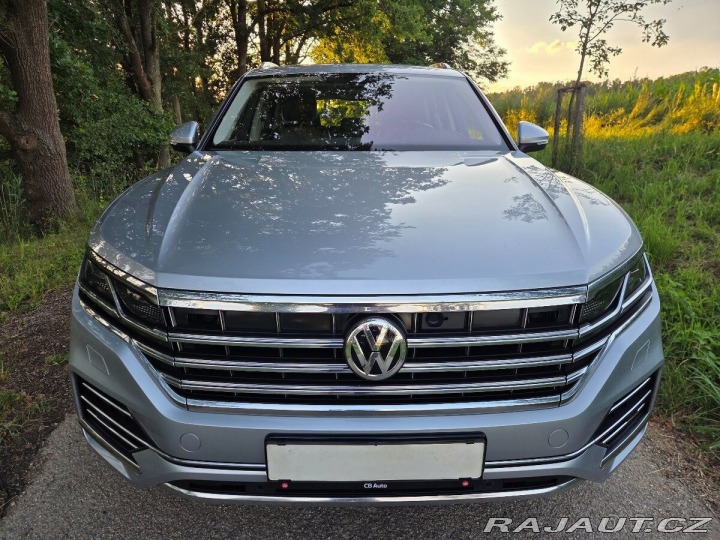 Volkswagen Touareg 3,0 TDI(210KW) HEZKÝ 2018