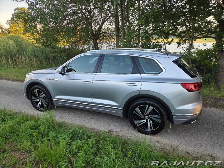 Volkswagen Touareg 3,0 TDI(210KW) HEZKÝ 2018
