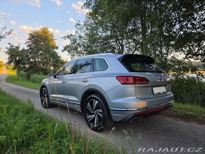 Volkswagen Touareg 3,0 TDI(210KW) HEZKÝ 2018