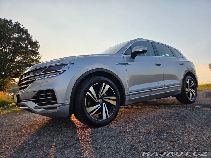 Volkswagen Touareg 3,0 TDI(210KW) HEZKÝ 2018
