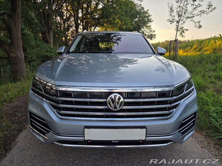 Volkswagen Touareg 3,0 TDI(210KW) HEZKÝ 2018