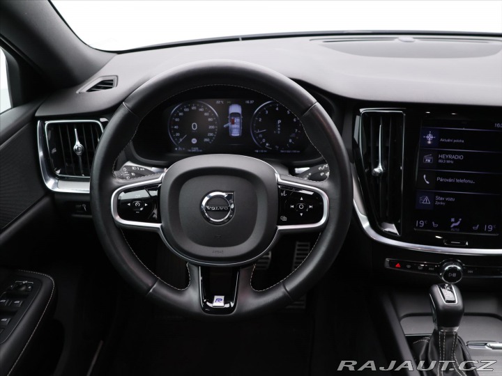 Volvo V60 2,0 T5 184kW Drive-E R-De 2022