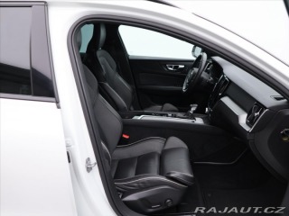 Volvo V60 2,0 T5 184kW Drive-E R-De 2022
