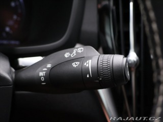 Volvo V60 2,0 T5 184kW Drive-E R-De 2022