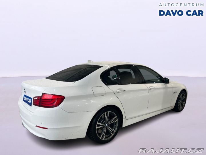 BMW 5 3,0 530d 190KW xDrive CZ 2011
