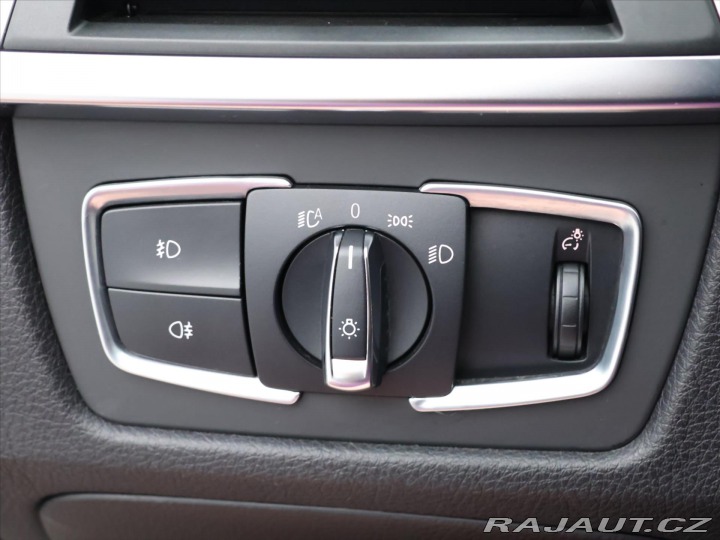 BMW 3 2,0 320d xDrive 140kW Spo 2015