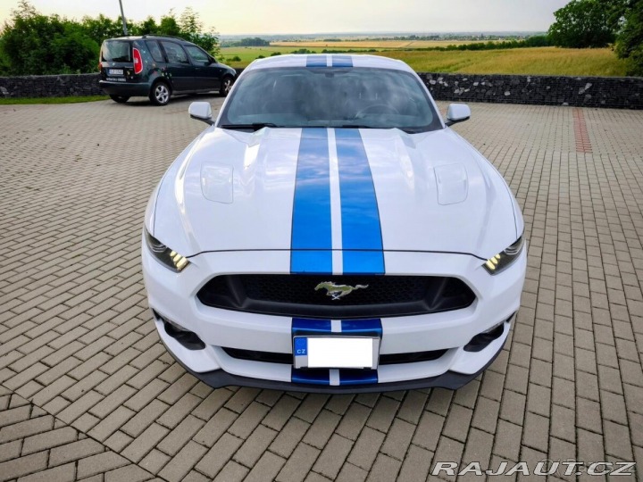 Ford Mustang 5,0 GT V8 1800