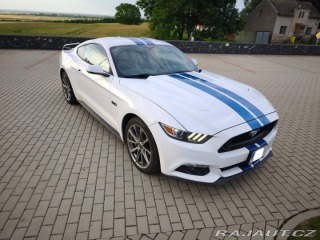 Ford Mustang 5,0 GT V8 1800
