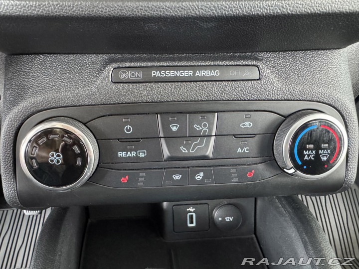 Ford Focus 1,5TDCi 88kW*Navi*Vyhř.Vo 2020