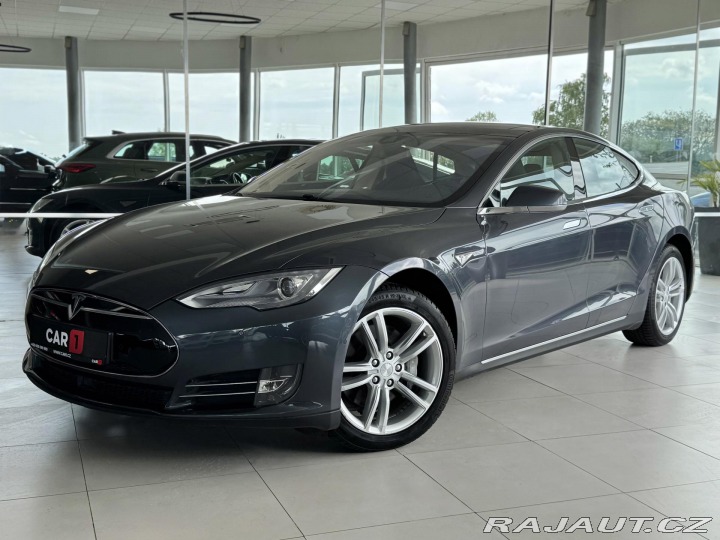Tesla Model S 1800