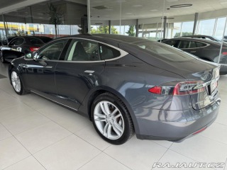 Tesla Model S 1800