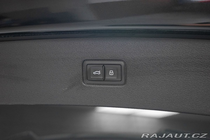 Audi Q7 50 TDI 4x4*S-LINE*7.MÍST* 2019