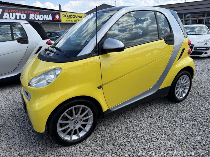 Smart Fortwo 1,0 mhd Automat REZERVACE