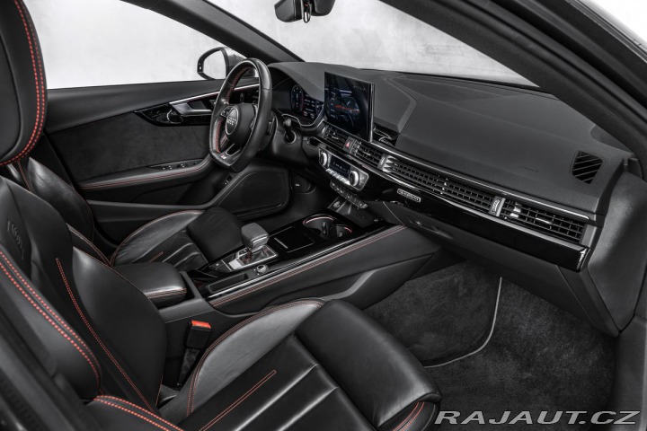 Audi A4 50 TDI quattro S-line 2021