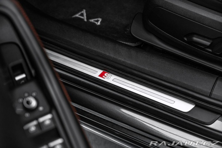 Audi A4 50 TDI quattro S-line 2021