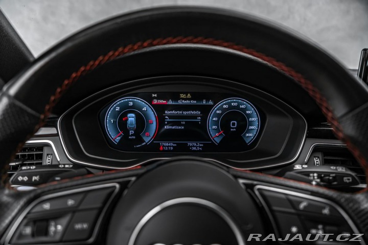 Audi A4 50 TDI quattro S-line 2021