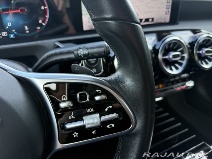 Mercedes-Benz CLA 180d 2019