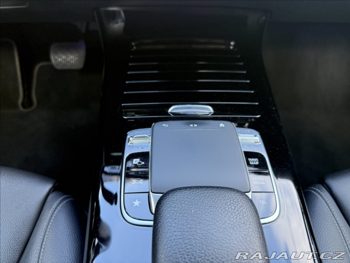 Mercedes-Benz CLA 180d 2019