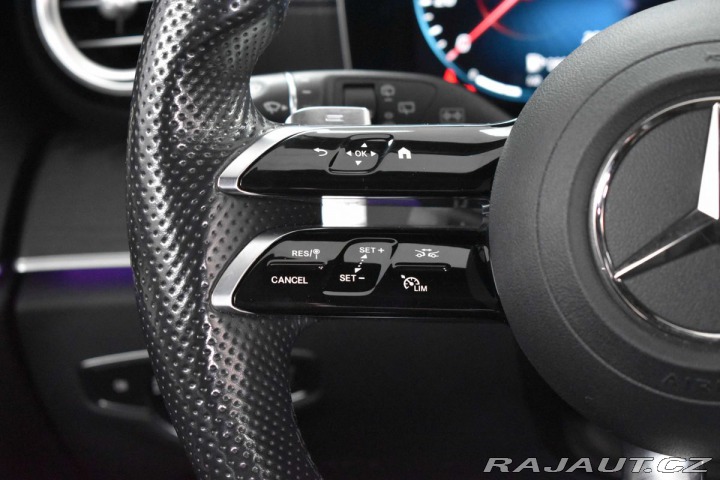 Mercedes-Benz E E 220d AMG*4MATIC*TAŽNÉ*A 2021