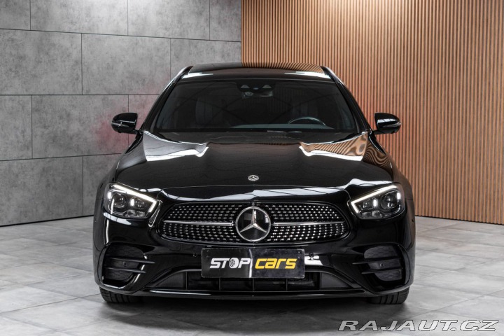 Mercedes-Benz E E 220d AMG*4MATIC*TAŽNÉ*A 2021