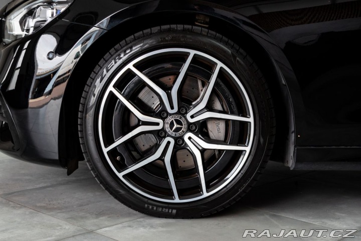 Mercedes-Benz E E 220d AMG*4MATIC*TAŽNÉ*A 2021