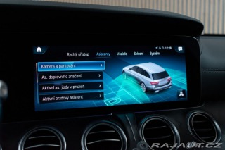 Mercedes-Benz E E 220d AMG*4MATIC*TAŽNÉ*A 2021